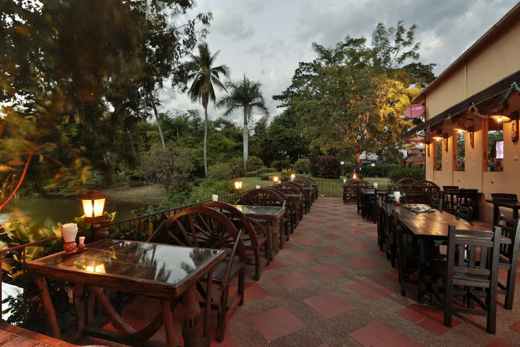 Charoen Hotel Udon Thani Eksteriør billede
